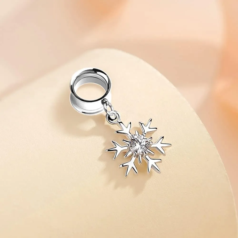 2 PCS 316L Stainless Steel Ear Gauges with Snowflake Pendant - Hypoallergenic Ear Plugs & Tunnels for Stretched Earlobes, Body Piercing Jewelry for Men Women (Daily/Events)