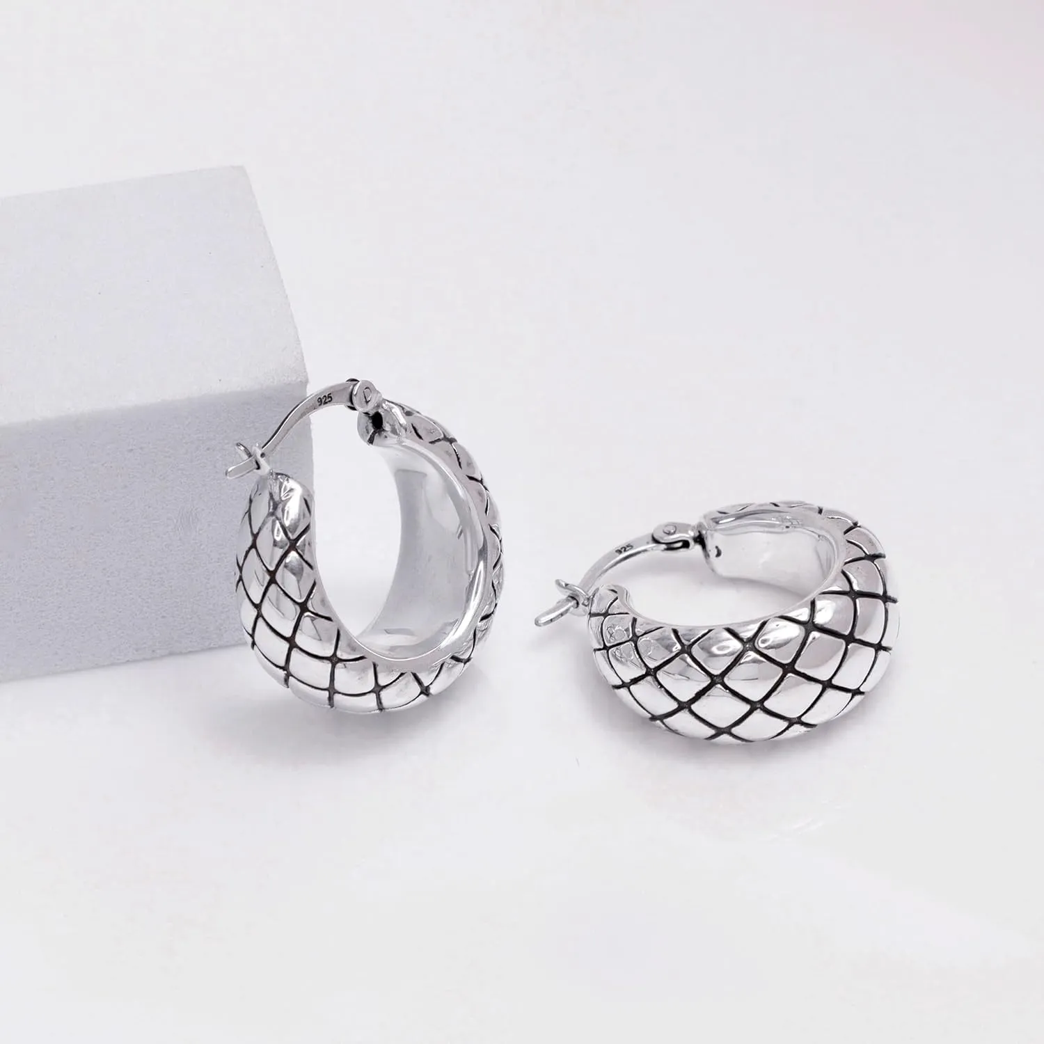 Charmsy Women's 925 Sterling Silver Chunky Hoop Earrings Jewelry | Classic Textured Click-Top Hoops Earring | Silver Hoop Earrings for Women