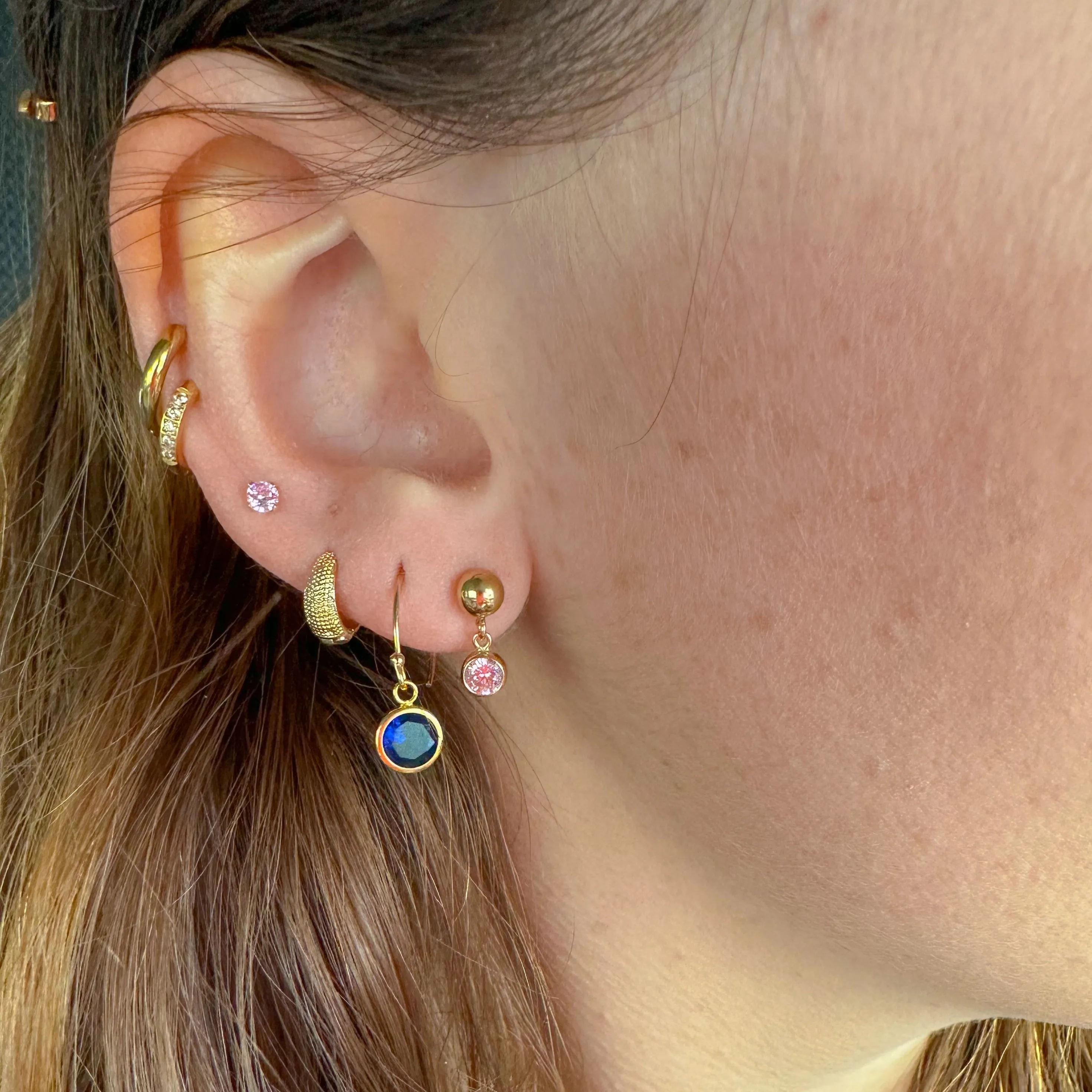Circle Drop Ball Studs (more colors)
