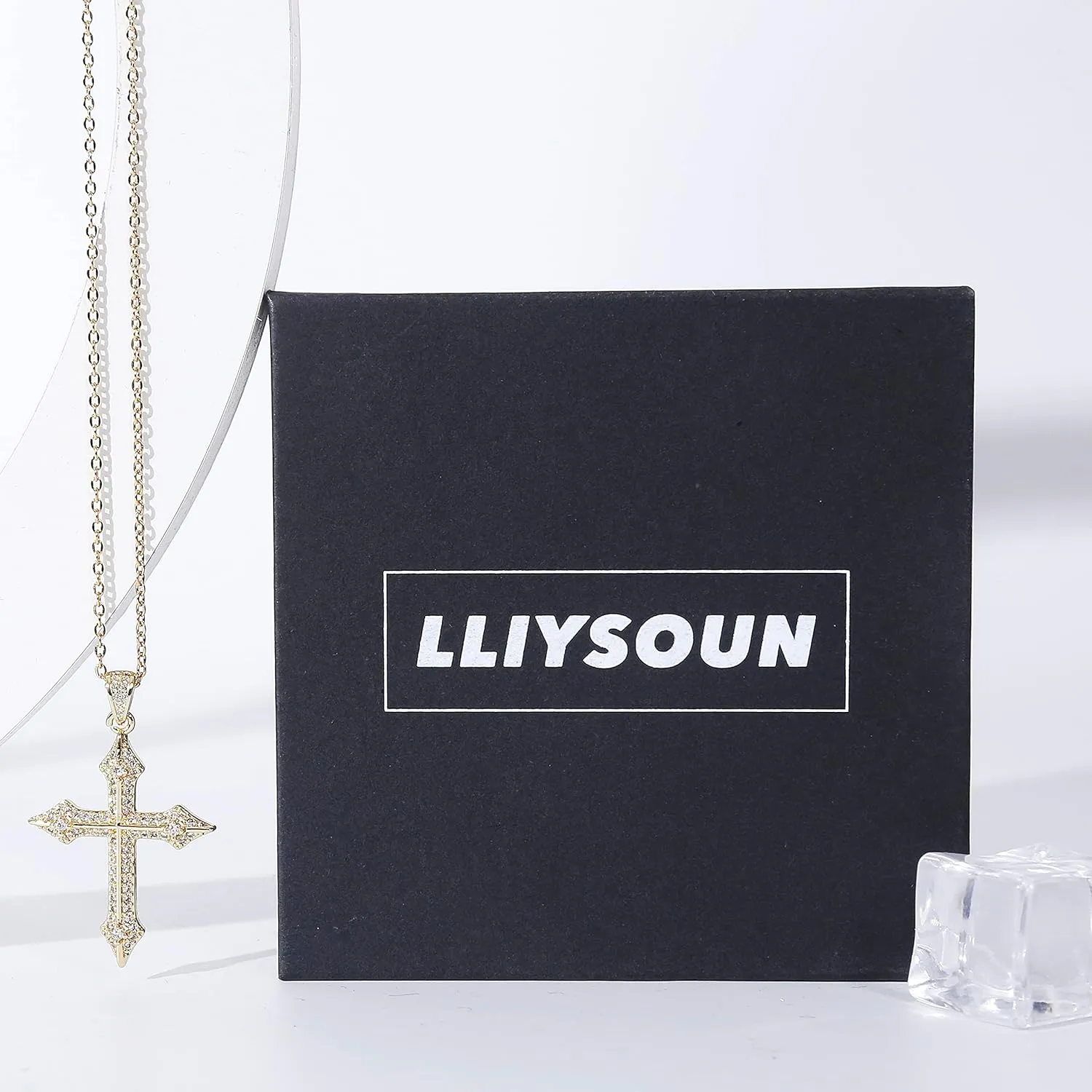 Cross Pendant Necklace for Women Jewelry Gold Cross Necklaces for Women Cross Necklace Minimalist Trendy Jewelry Valentines Day