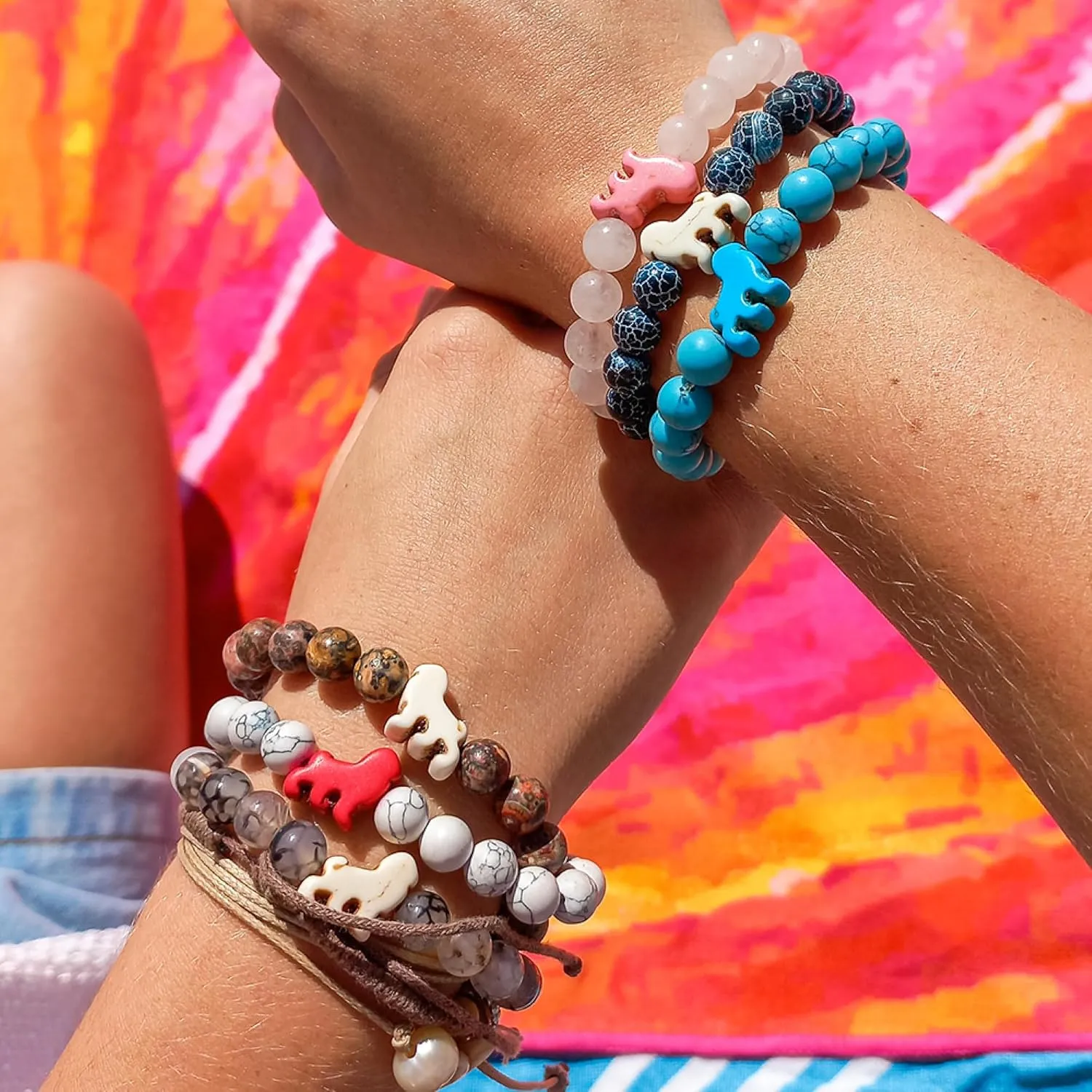 Fahlo Lion Tracking Bracelet, Elastic, supports EWASO Lions, one size fits most for Men and Women
