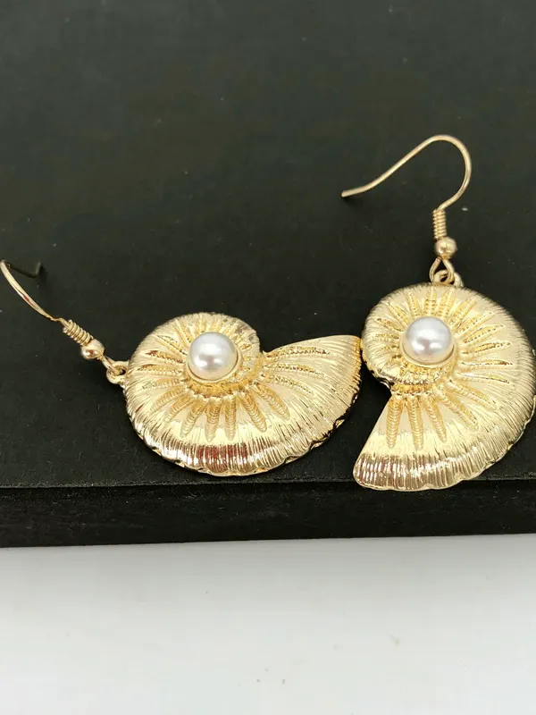 Girls Golden Pearl Seashell Mermaid Earrings