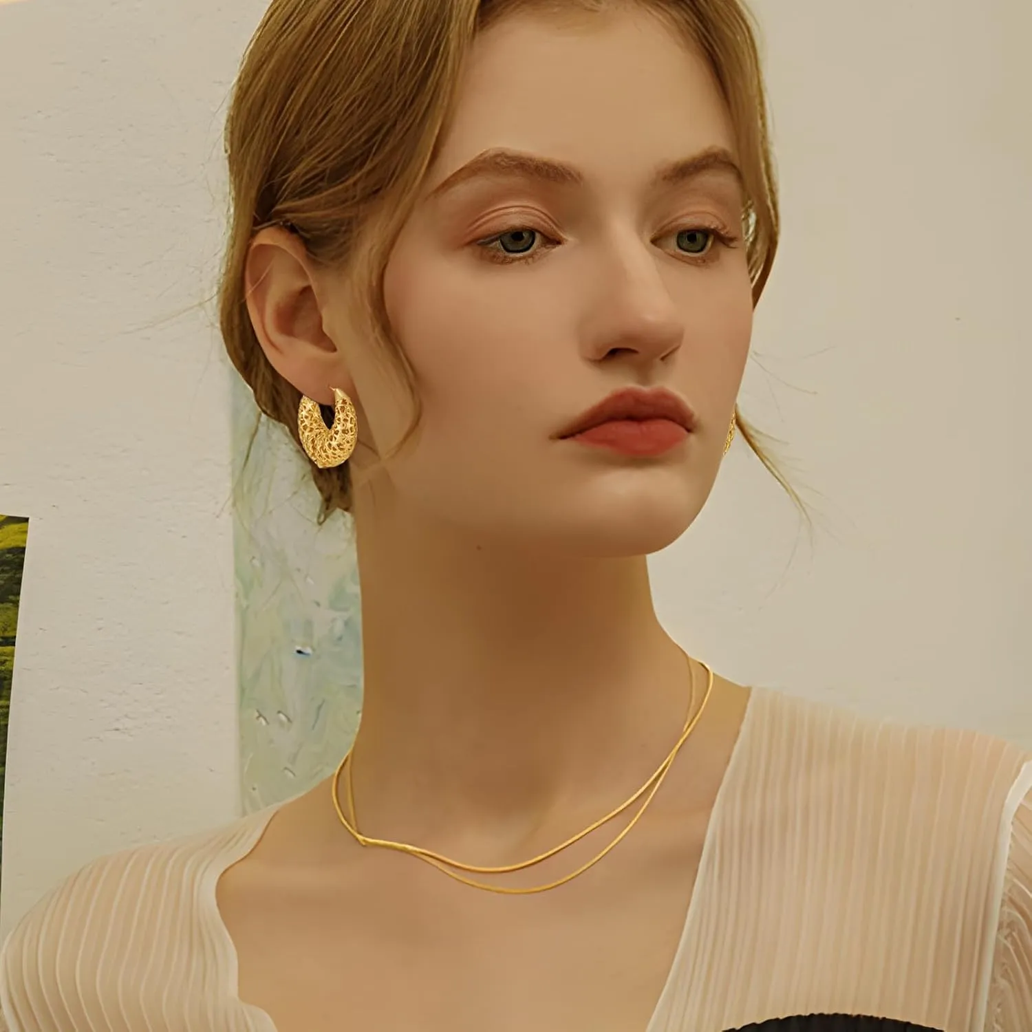Gold Hoop Earrings for Women Chunky Minimalist Geometric Huggie Hoop Earrings Dainty Thick Y2K Preppy Earrings