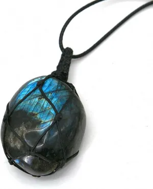 Healing Stones Necklace, Dragons Heart Labradorite Healing Crystal Necklace for Women Men Macrame Energy Natural Gemstone Necklace Pendant Wrap Braid Jewelry Stone Gift