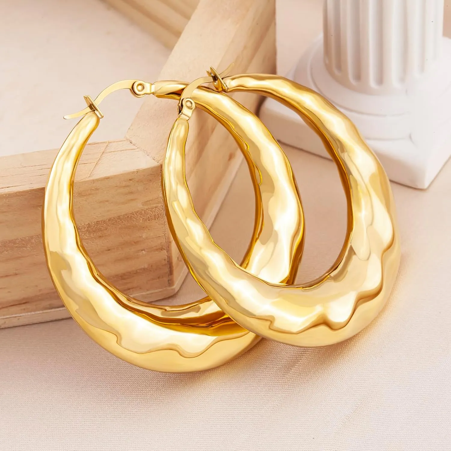 Hoop Earrings,Stylish Stainless Steel/18K Gold-Plated Hoop Earrings for Women - Classic Large Circle Design for Everyday and Special Occasions