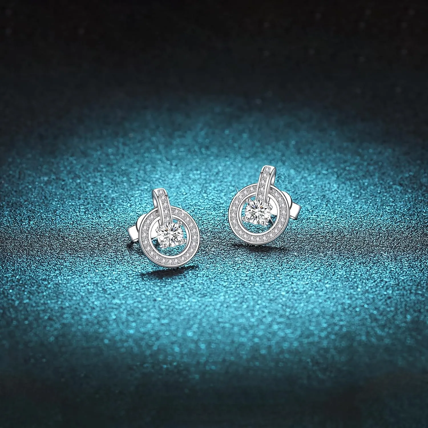 Moissanite Earrings 925 Sterling Silver Earrings 0.3ct/0.5ct/1ct Moissanite Stud Earrings for Women Wedding Birthday Jewelry gifts