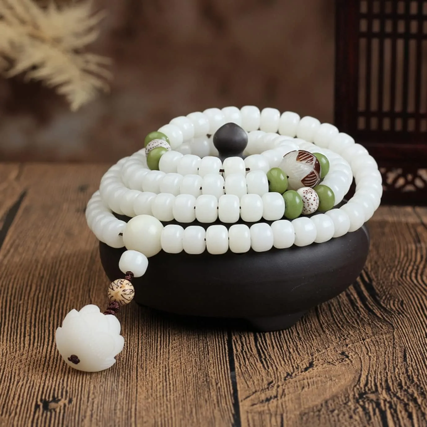 Moonetto White Jade Natural Bodhi Root 108 Mala Prayer Mantra Beads Meditation 3-Layer Lotus Hand String Multiplayer Bracelet