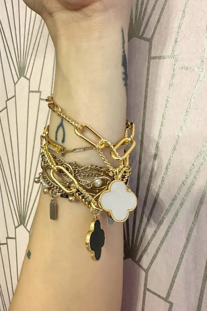 Oversized Clover Charm Bracelet
