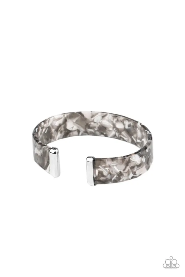 Paparazzi Bracelet ~ Its Getting HAUTE In Here - Black
