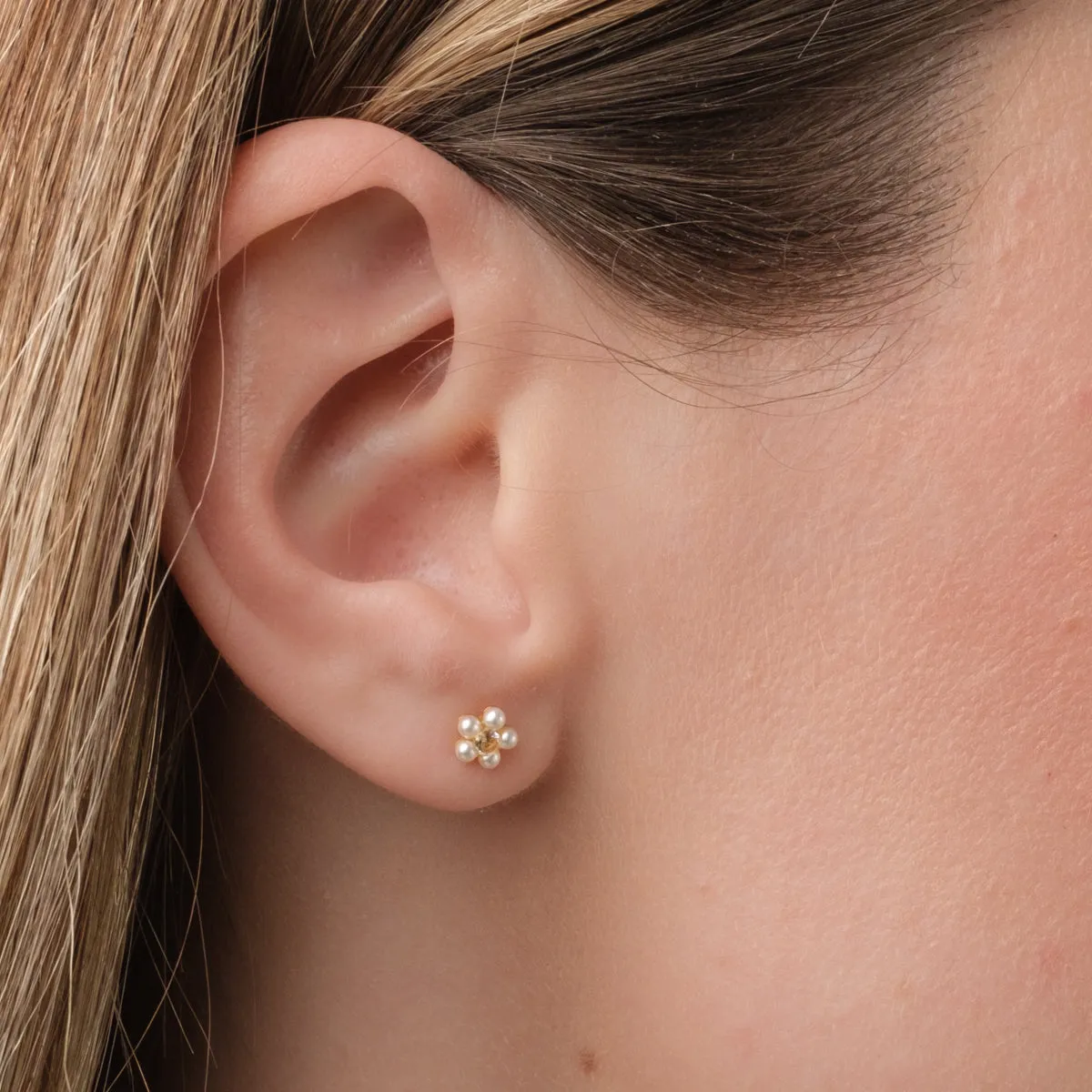 Pearl & Crystal Flower Earrings