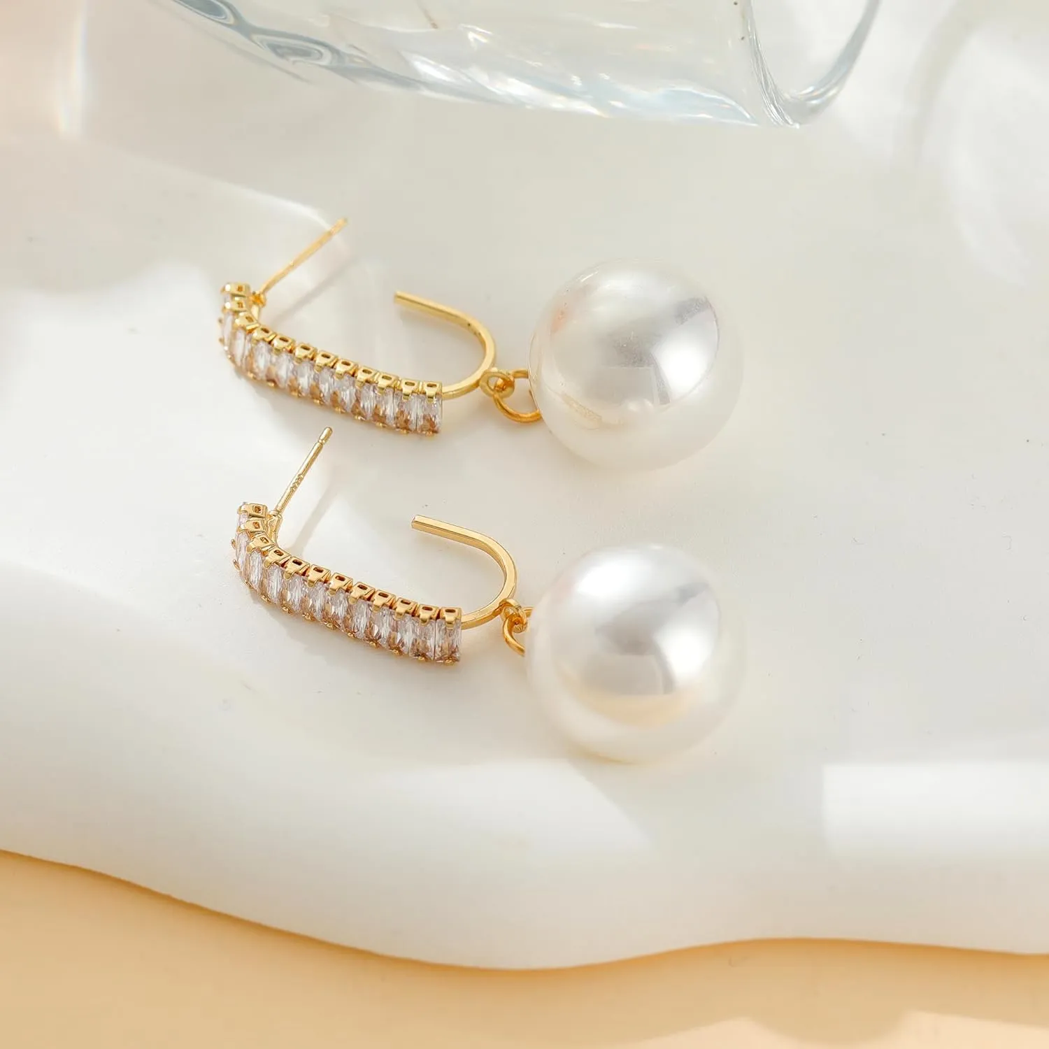Pearl Gold Stud Earrings for Women - 14K Gold Plated Pearl Chunky Hypoallergenic Trendy Stud Earrings Dainty Jewelry For Women Gift