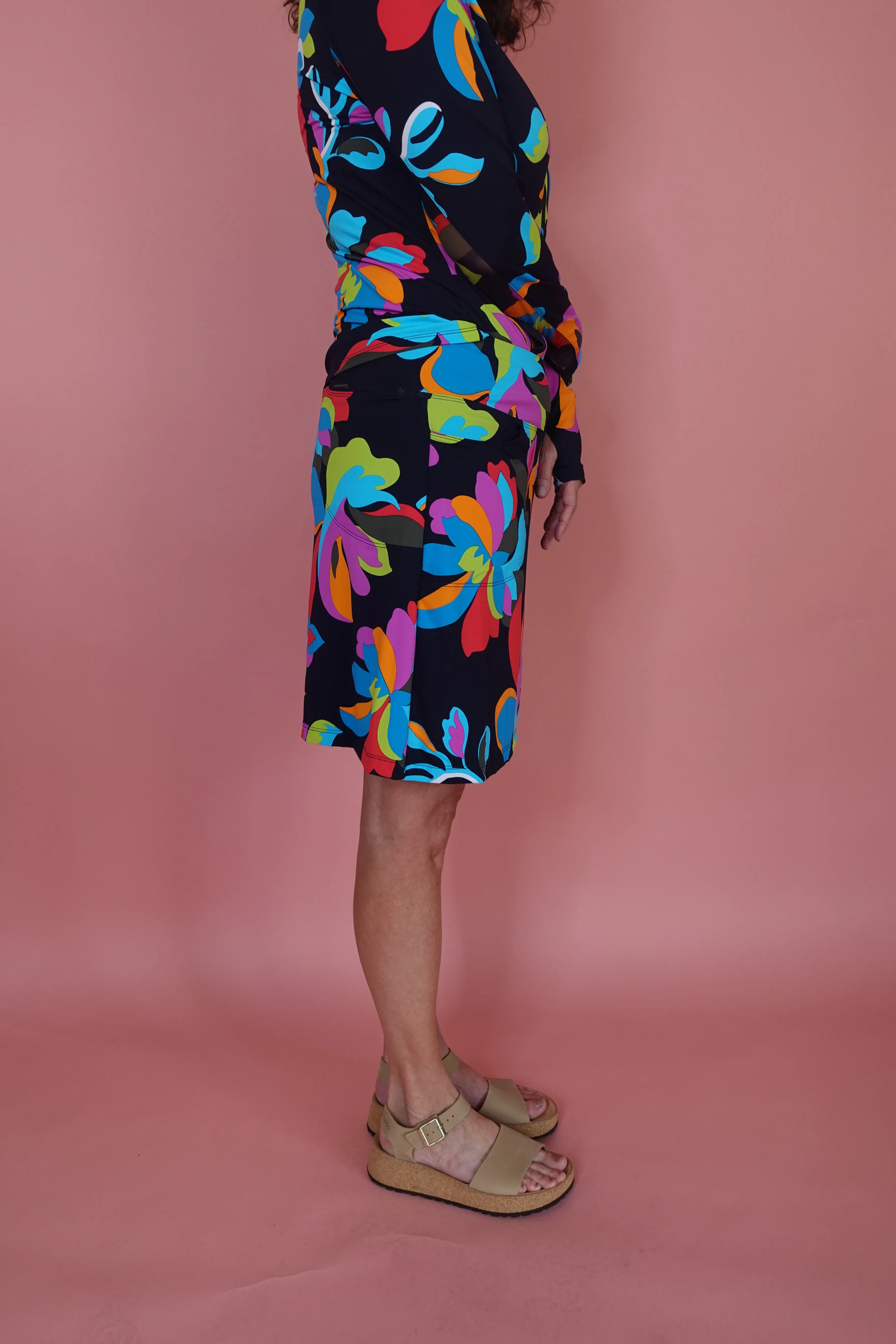 PULL-ON SKORT W/ POCKETS