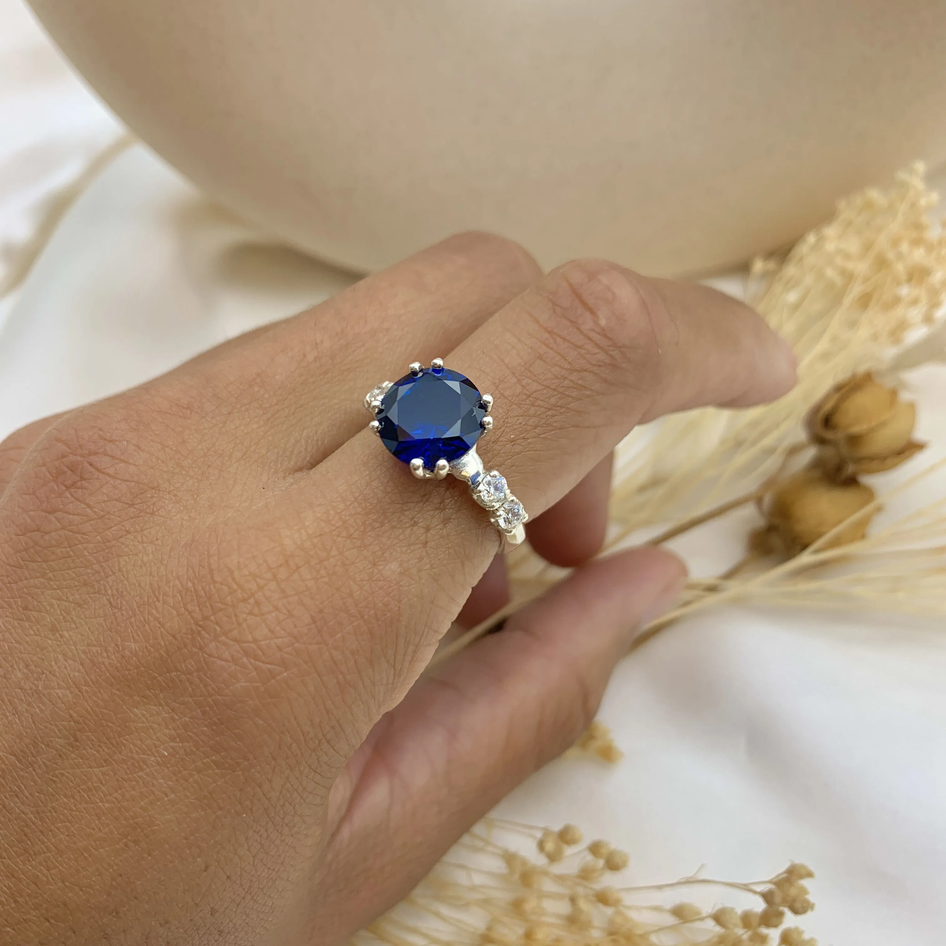 Sapphire Promise Ring - Classic Blue Ring - Round Vintage Ring