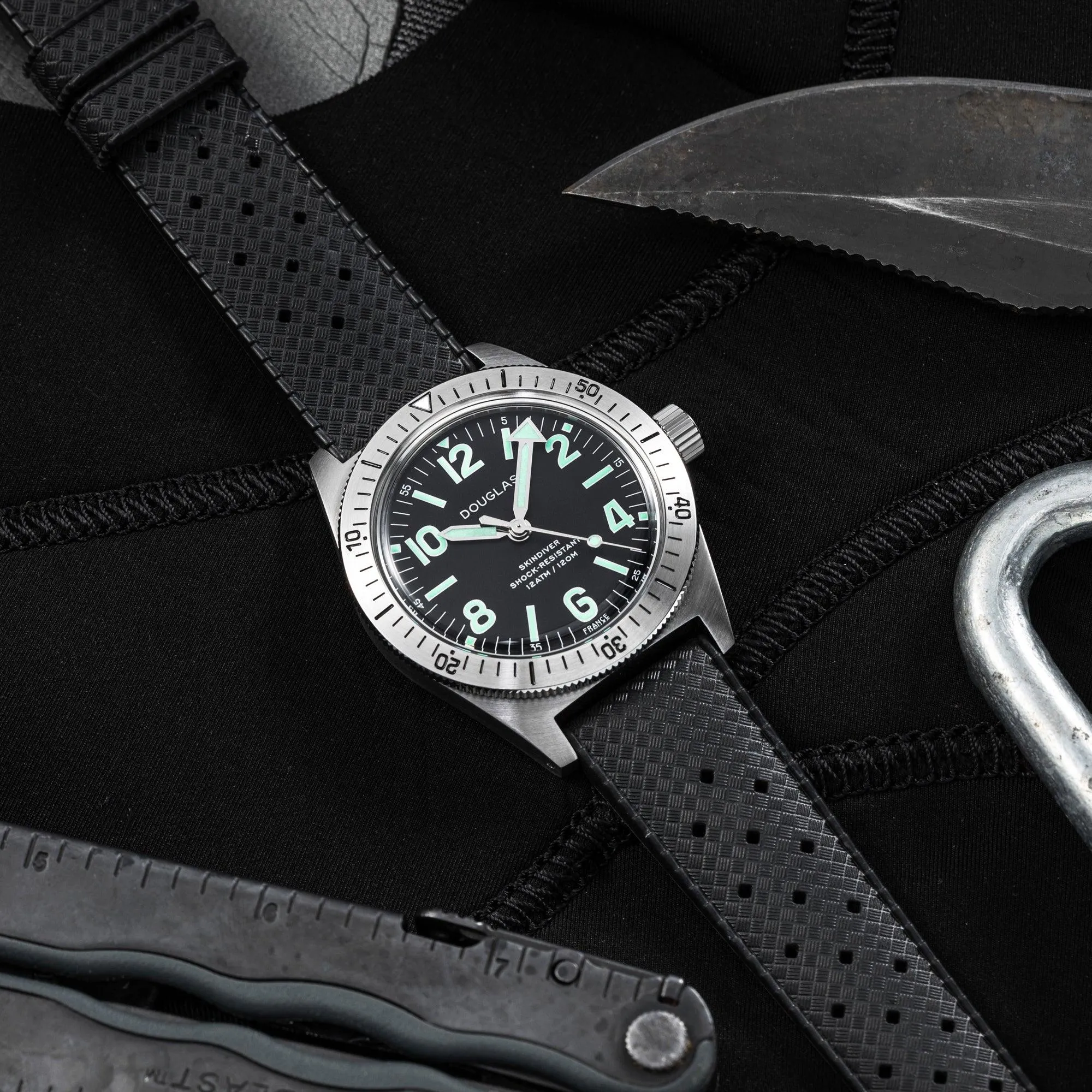 Skindiver Professional Tool-Watch - Green Lum & Black Dial