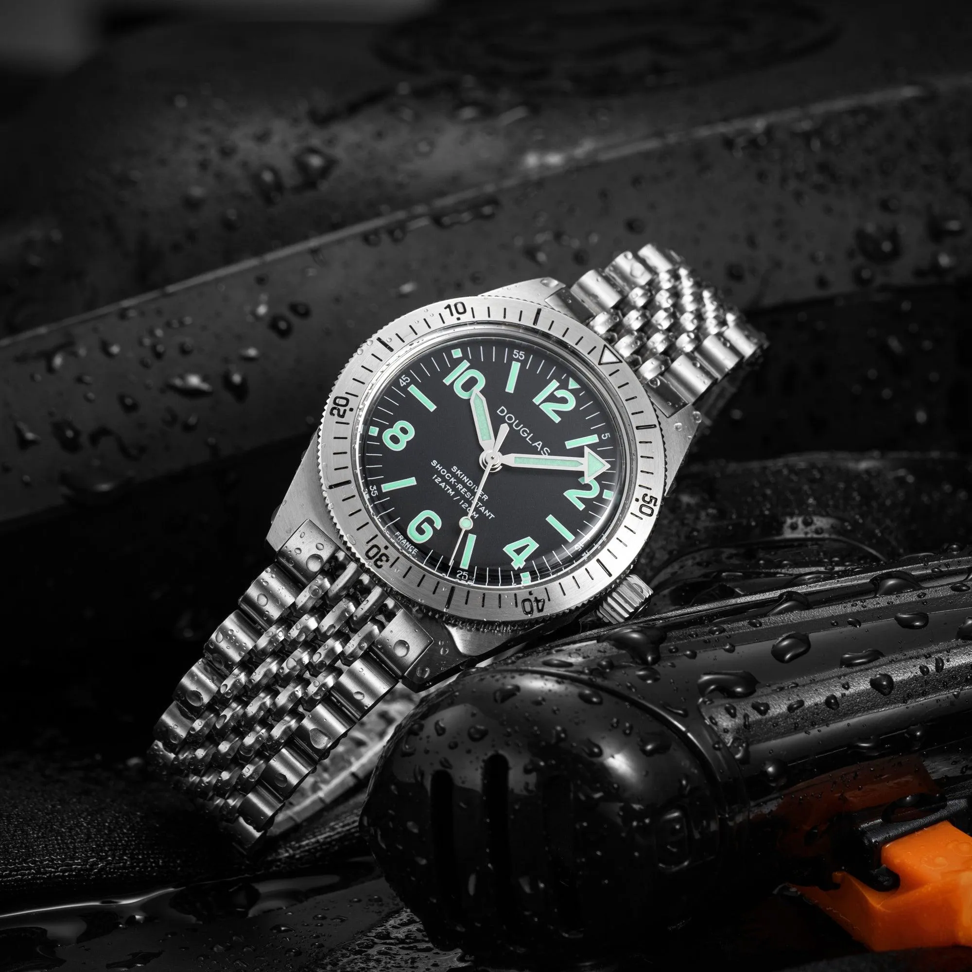 Skindiver Professional Tool-Watch - Green Lum & Black Dial