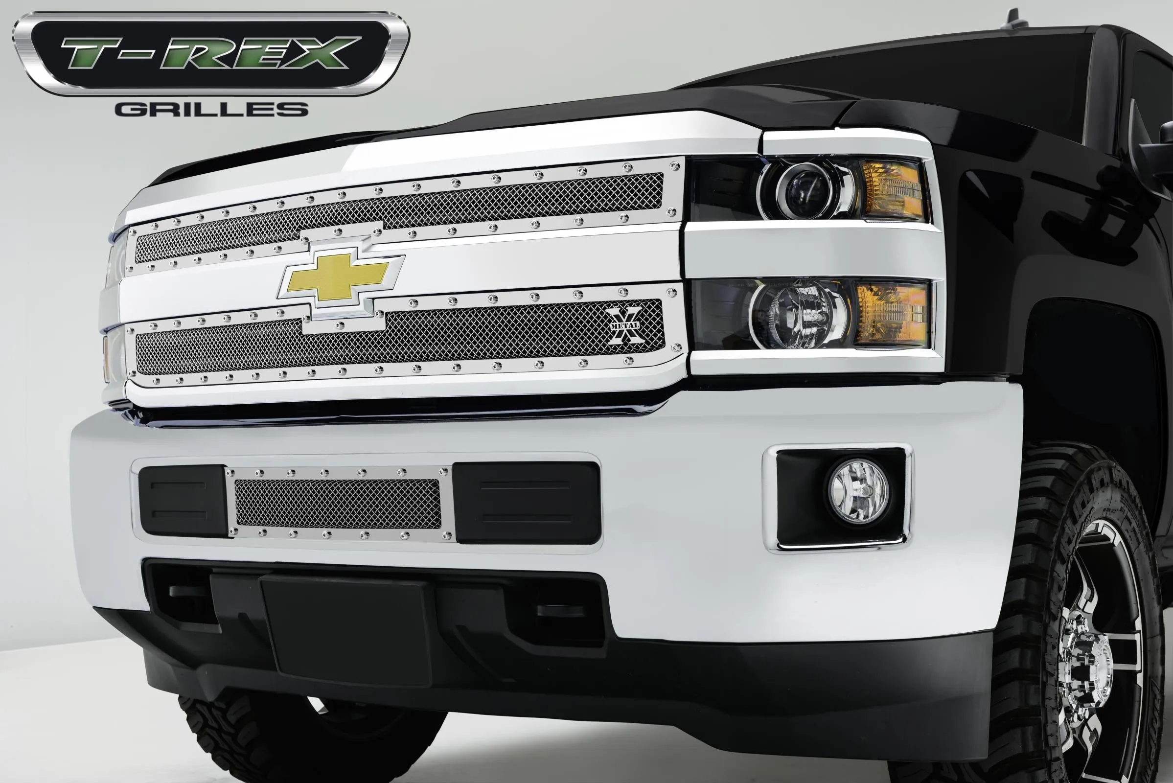 T-REX X Metal Series, 2 Piece Overlay Grilles - Polished - 2015-2018 Chevy 2500/3500