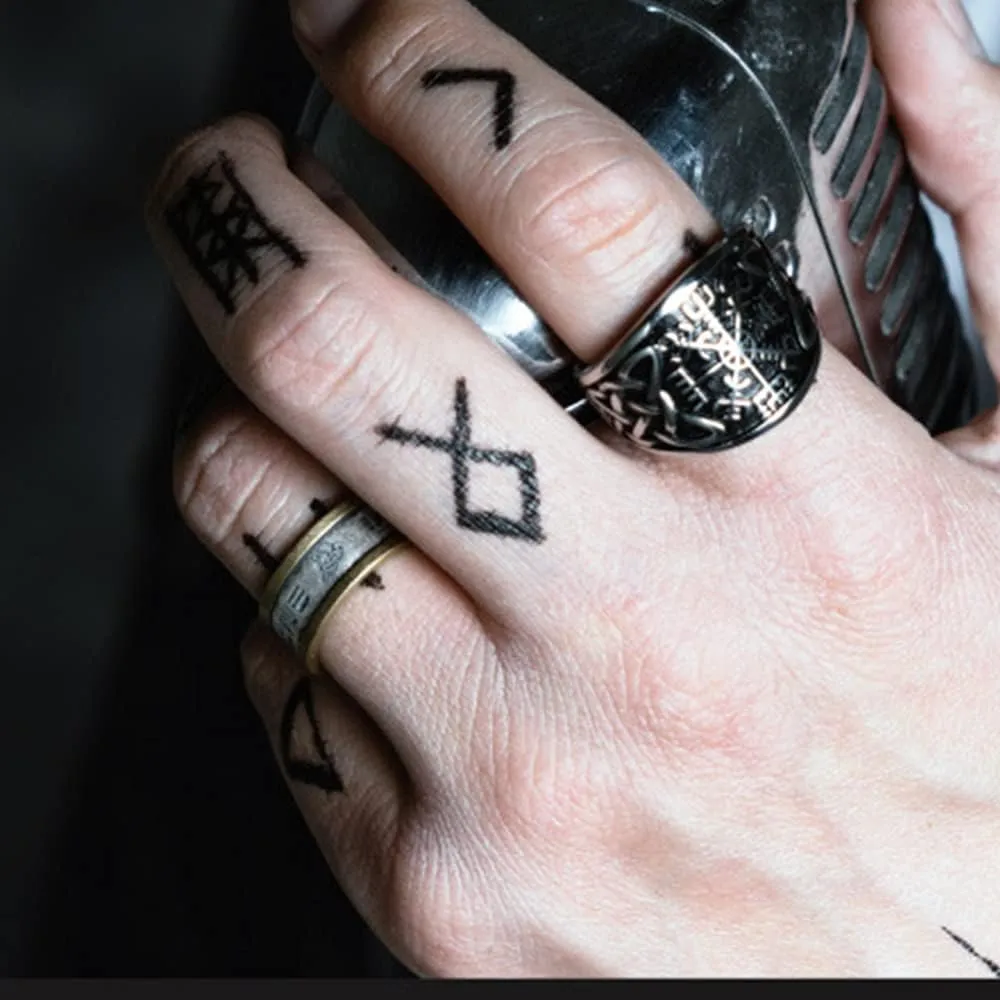 TURTLEDOVE Vegvisir Ring with Celtic Knot - Viking Ring with Runic Compass - Celtic Pagan Jewelry of Talisman