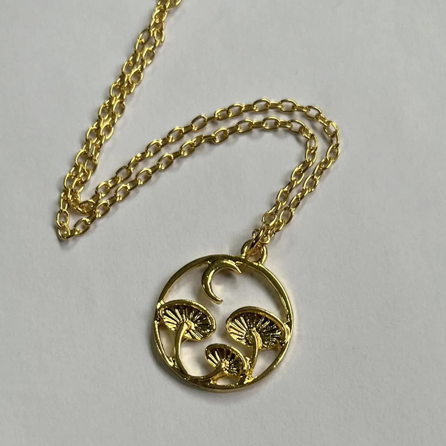Vintage Mushroom Charm with Crescent Moon Round Shape Pendant Necklace Couple Friendship Retro Various Styles Punk Cool Jewelry for Women Men