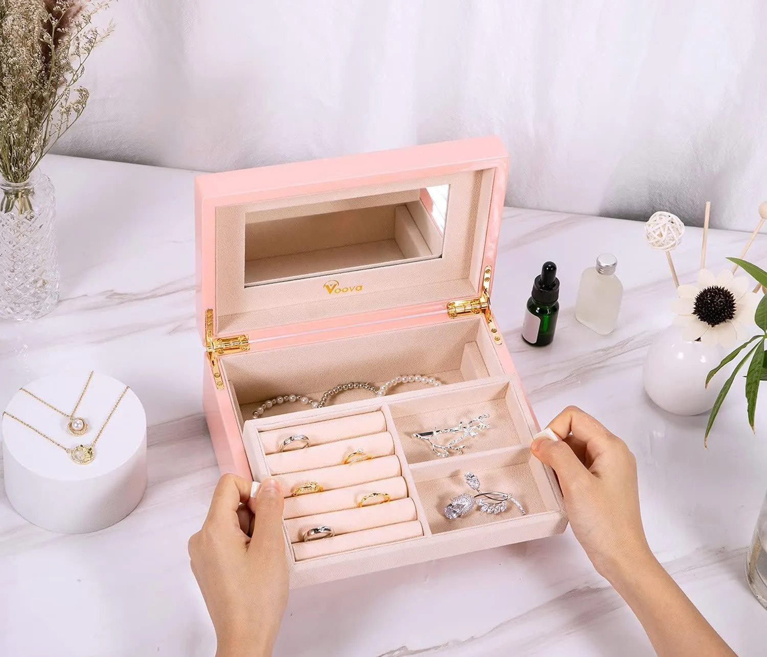 Voova Wooden Jewelry Box Organiser for Women Girls, Deluxe Piano Paint Jewelry Storage Case with Mirror, 2 Layer Jewellery Display Holder with Removable Tray for Earrings Rings Bracelets, Pink